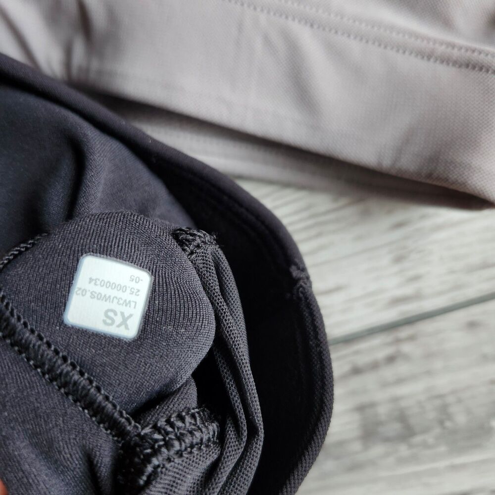 (XS) 2pc Lululemon Nulu Mesh-Back Baby Tee shirt bundle - Picture 5 of 6